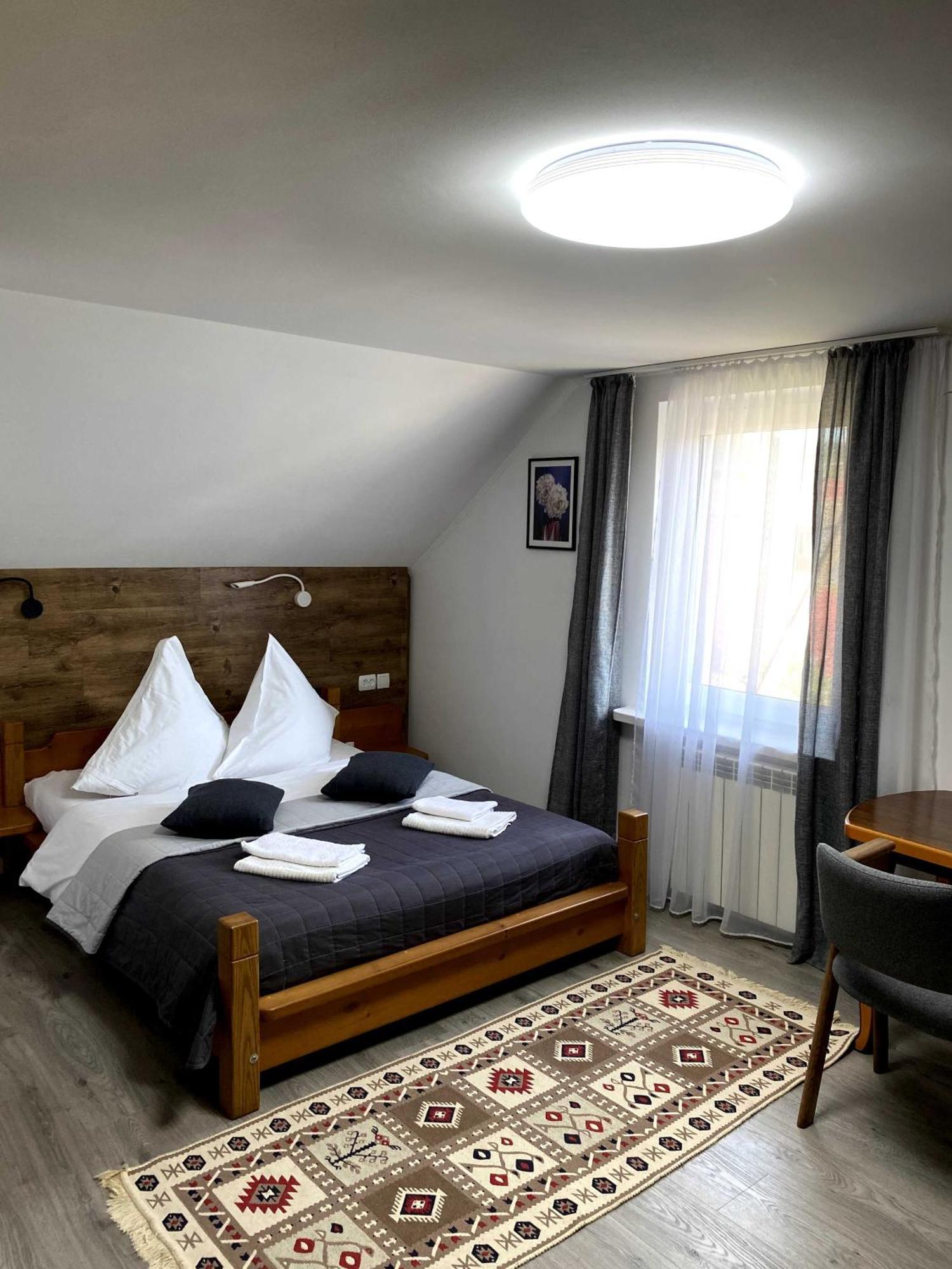 Karpats'Kyi Kalejdoskop Hotell Slavskoje Eksteriør bilde